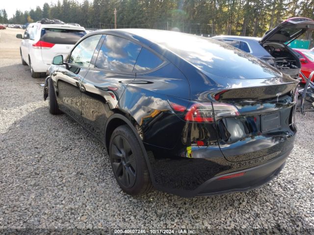 7SAYGAEE8RF148889 Tesla Model Y Long Range Dual Motor All-wheel Drive