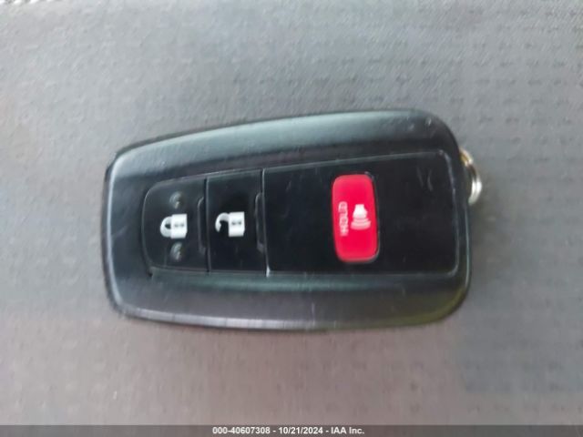 JTDKBRFU8G3521879 Toyota Prius