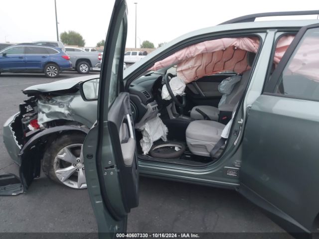 JF2SJABC8GH433775 Subaru Forester 2.5i