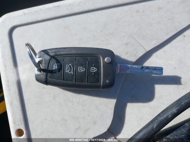 Hyundai Veloster 2.0 2019 KMHTG6AF4KU019821 Image 11