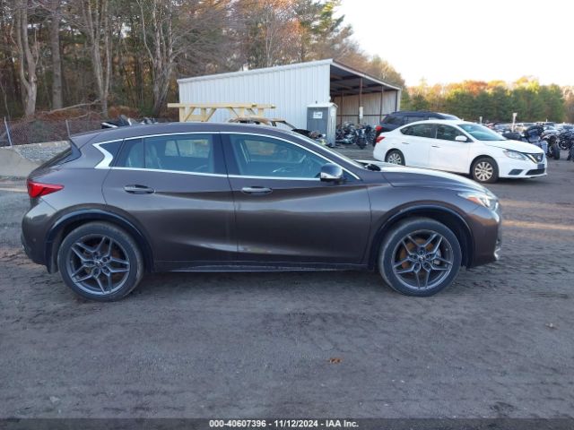 SJKCH5CP5JA045228 Infiniti Qx30 Sport