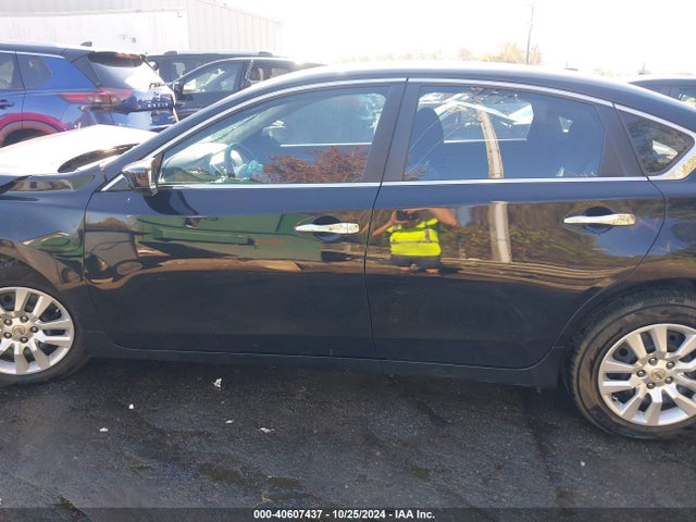 Nissan Altima 2.5 S 2015 1N4AL3AP9FC452440 Image 14
