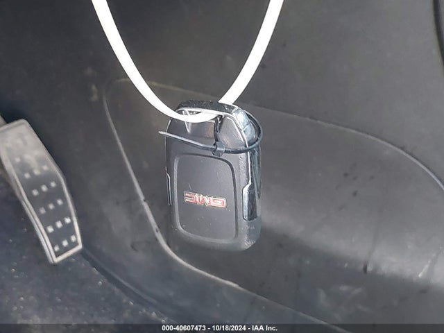 1GKKNKLA0LZ226666 GMC Acadia Fwd Sle