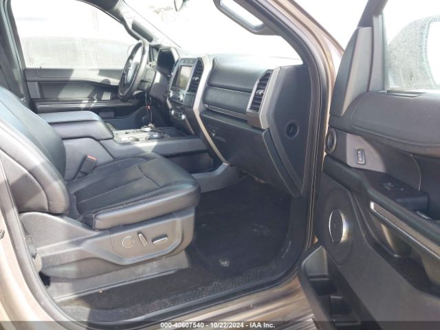 1FMJU1HT9JEA62459 Ford Expedition Xlt