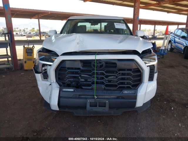 5TFLA5DB6NX008847 Toyota Tundra Sr5