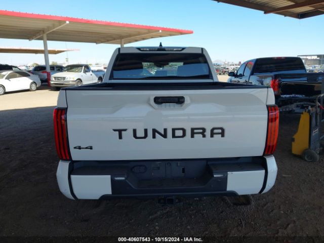 5TFLA5DB6NX008847 Toyota Tundra Sr5