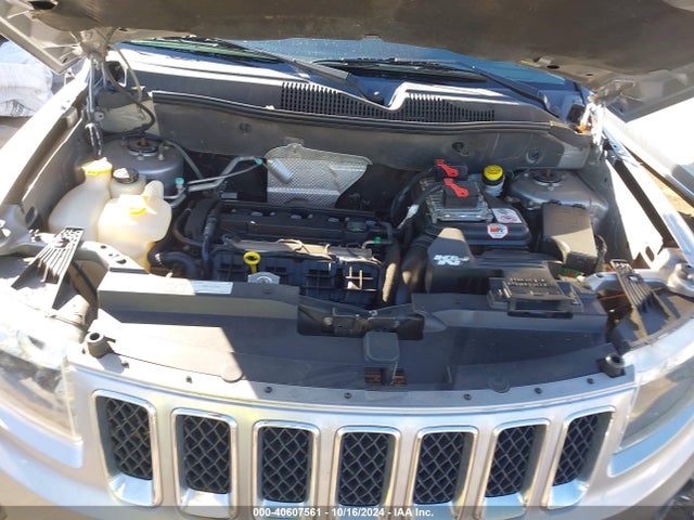 Jeep Compass Sport 2015 1C4NJCBA4FD335242 Image 10