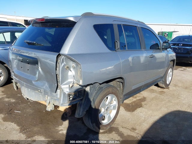 Jeep Compass Sport 2015 1C4NJCBA4FD335242 Image 4