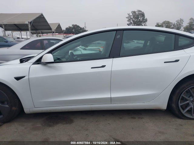 Tesla Model 3 Rear-wheel Drive 2022 5YJ3E1EA8NF332332 Image 15