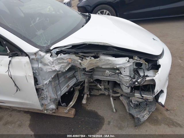 2022 TESLA MODEL 3 5YJ3E1EA8NF332332 Photo 5