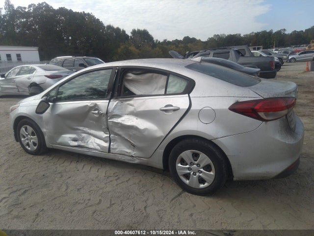 KIA FORTE LX 2017 3KPFK4A79HE048350 Image 14