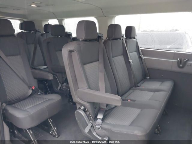 1FBAX2Y8XNKA48871 Ford Transit-350 Passenger Van Xlt
