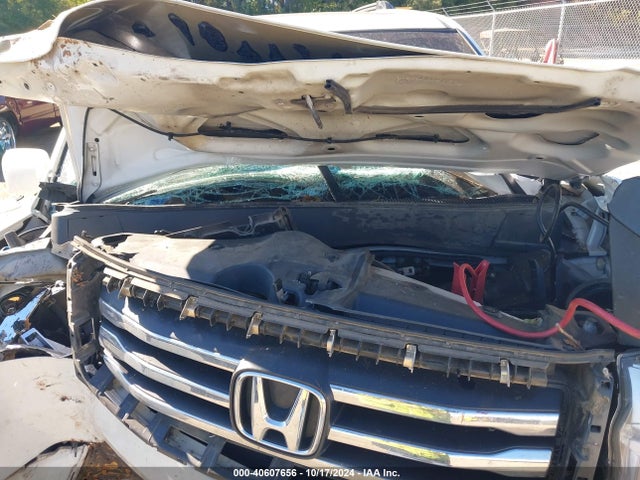 Honda Pilot Touring 2015 5FNYF3H95FB018509 Image 10