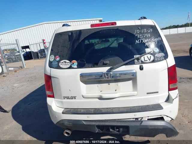 Honda Pilot Touring 2015 5FNYF3H95FB018509 Image 17