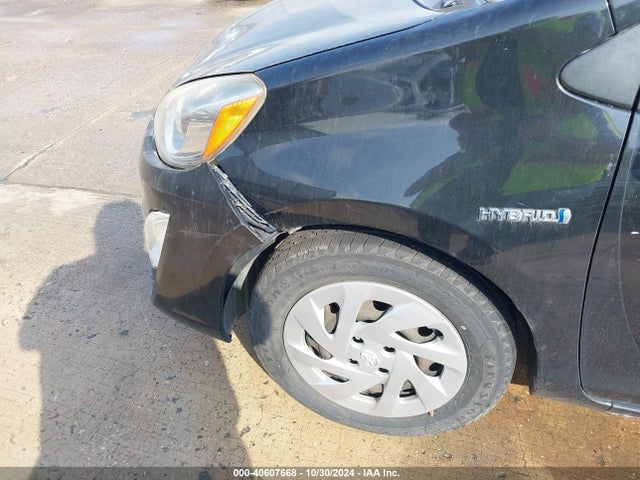 Toyota Prius C Two 2016 JTDKDTB30G1123002 Image 6