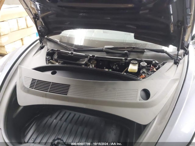 2023 TESLA MODEL 3 5YJ3E1EA8PF673295 Photo 9