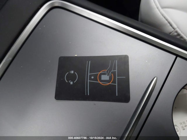 2023 TESLA MODEL 3 5YJ3E1EA8PF673295 Photo 10