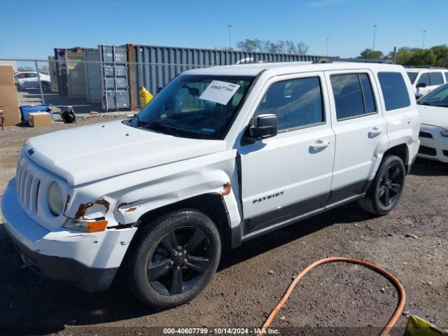 1C4NJPBA8ED690498 Jeep Patriot Altitude