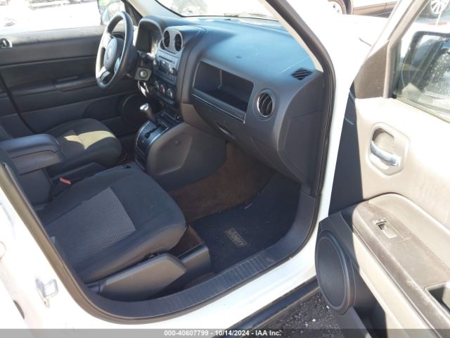 1C4NJPBA8ED690498 Jeep Patriot Altitude