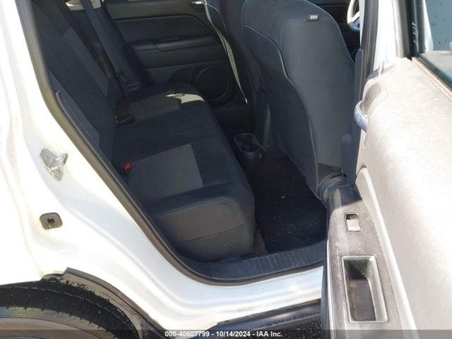 1C4NJPBA8ED690498 Jeep Patriot Altitude