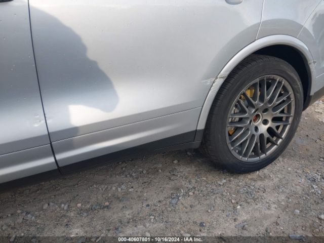 WP1AA2A20HKA92089 Porsche Cayenne Platinum Edition