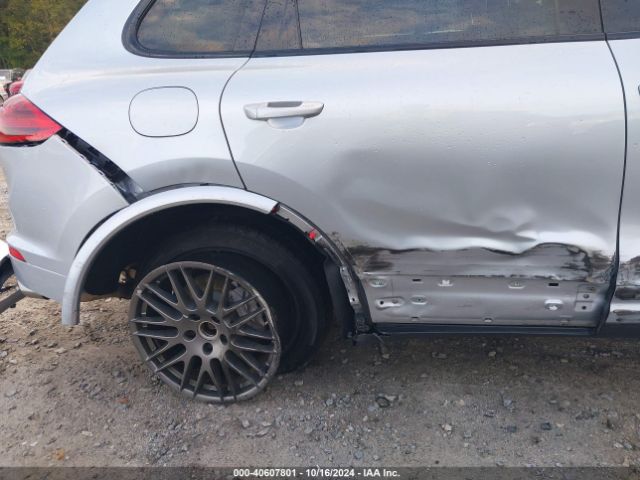 WP1AA2A20HKA92089 Porsche Cayenne Platinum Edition