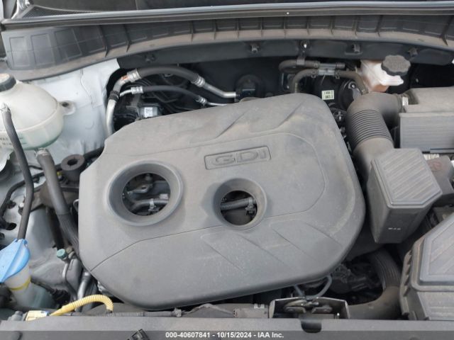 KM8J23A43HU403715 Hyundai TUCSON SE