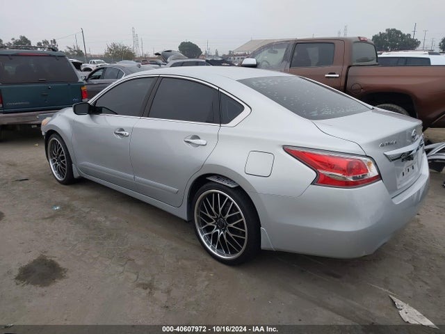 Nissan Altima 2.5 S 2015 1N4AL3AP2FC446592 Image 3