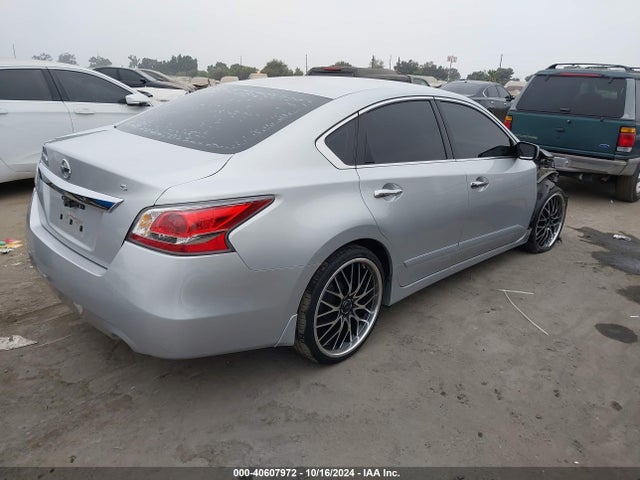 Nissan Altima 2.5 S 2015 1N4AL3AP2FC446592 Image 4