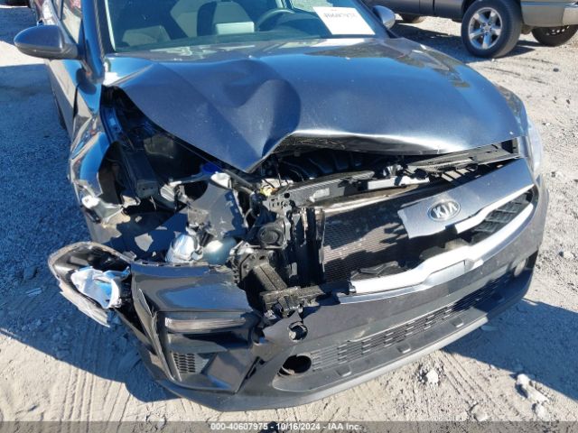3KPF24AD4LE205586 KIA FORTE FE