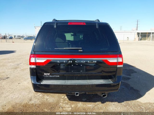 5LMJJ2JT8HEL09938 Lincoln Navigator Select