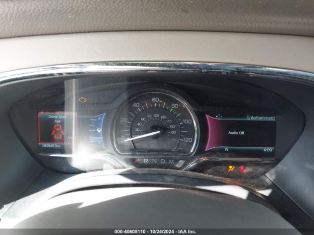 5LMJJ2JT8HEL09938 Lincoln Navigator Select