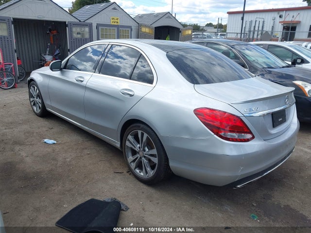 WDDWF4JB0HR221658 Mercedes-Benz C 300 Luxury/sport