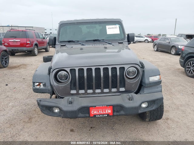 1C4HJXDG9JW234037 Jeep Wrangler Unlimited Sport S 4x4