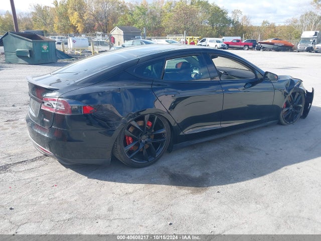 2013 TESLA MODEL S 5YJSA1DP8DFP17093 Photo 3