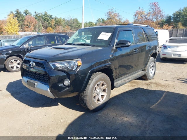 Toyota 4runner Trail Premium 2014 JTEBU5JR8E5186660 Image 2