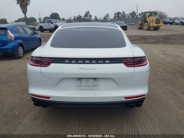 WP0AA2A72JL105065 Porsche PANAMERA 4