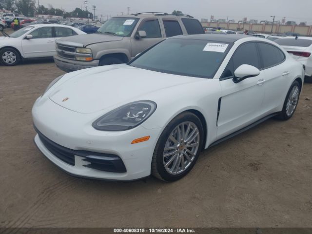 WP0AA2A72JL105065 Porsche PANAMERA 4