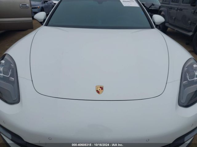 WP0AA2A72JL105065 Porsche PANAMERA 4