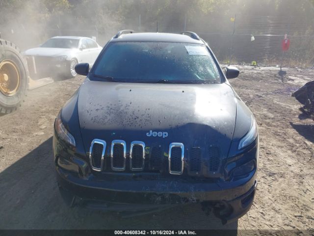 1C4PJMAB0GW220894 Jeep Cherokee Sport