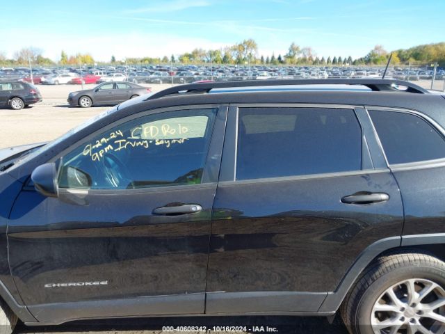 1C4PJMAB0GW220894 Jeep Cherokee Sport