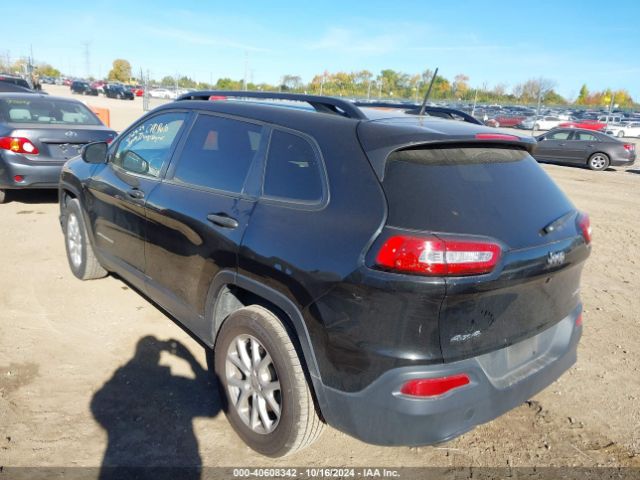 1C4PJMAB0GW220894 Jeep Cherokee Sport
