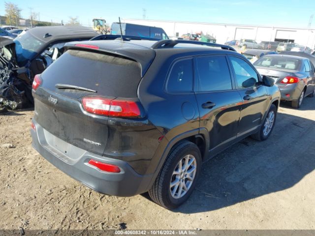 1C4PJMAB0GW220894 Jeep Cherokee Sport