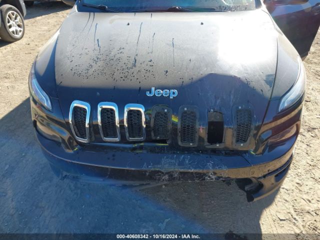 1C4PJMAB0GW220894 Jeep Cherokee Sport