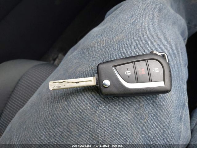 JTMMWRFV5KD035085 Toyota Rav4 Hybrid Le
