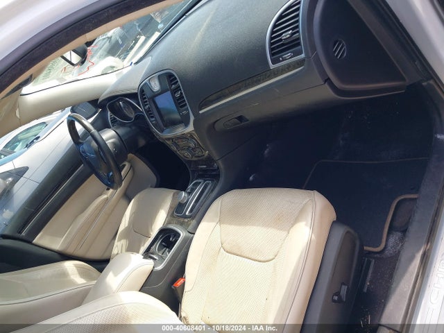 2C3CCAEG0GH252437 Chrysler 300C
