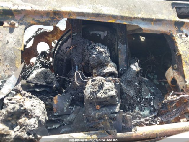 1987 VOLKSWAGEN VANAGON WV2ZB0256HH024182 Photo 6