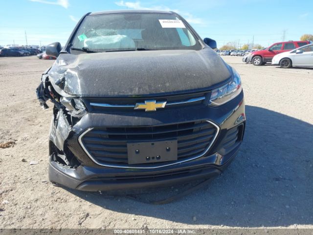 KL7CJKSB8LB061123 Chevrolet Trax Fwd Ls