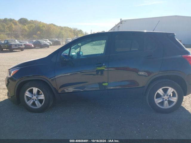 KL7CJKSB8LB061123 Chevrolet Trax Fwd Ls