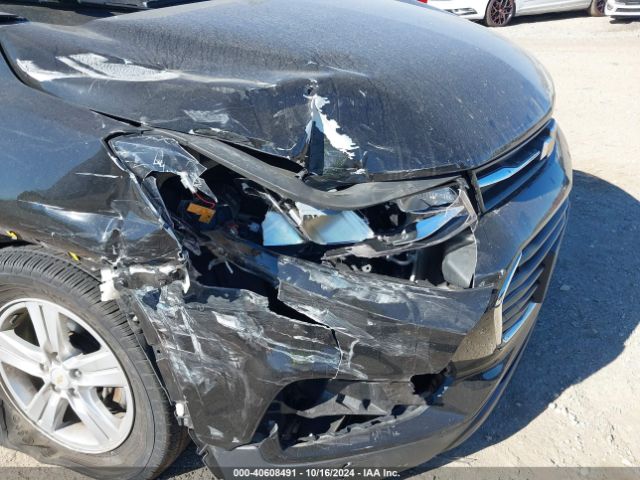KL7CJKSB8LB061123 Chevrolet Trax Fwd Ls